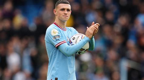 phil foden weekly wage.